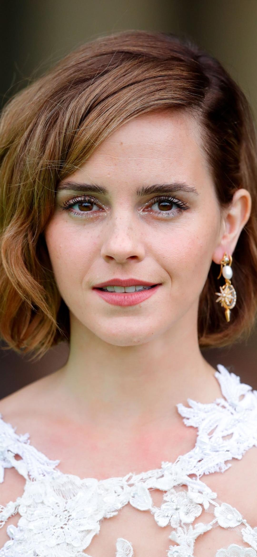13_Emma Watson.jpg